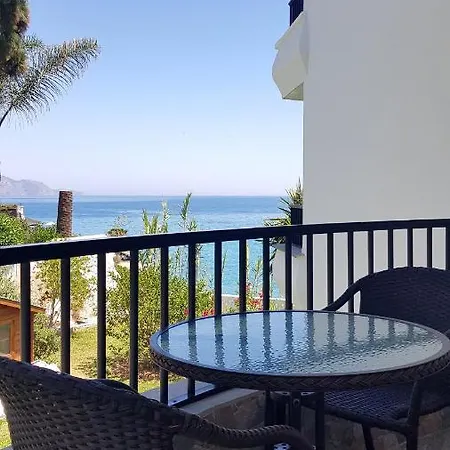Apartment Acapulco Beach At 29 Nerja