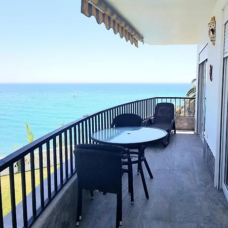 Apartment Acapulco Beach At 29 Nerja